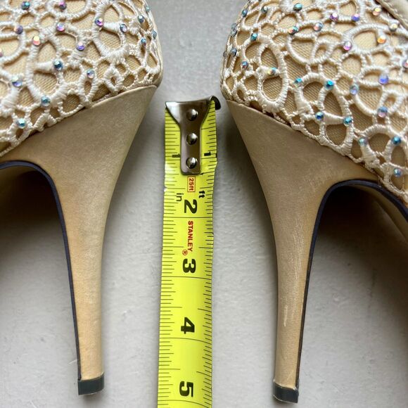 Lady Couture Ivy Peep Toe Gold Lace Mesh Stiletto Heels NIB Women’s EU 39 US 8 - Picture 13 of 16